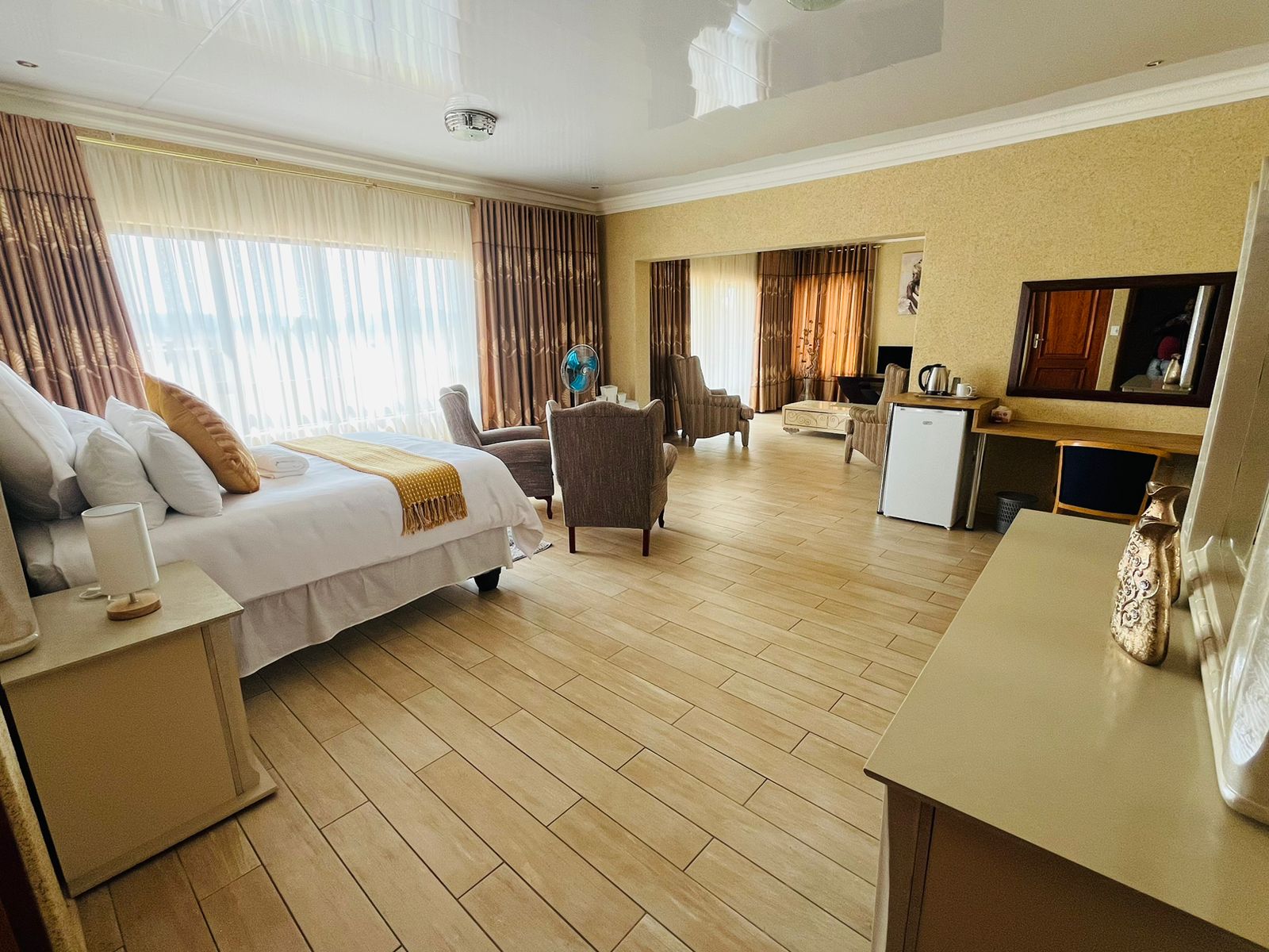 WhatsApp Image 2024-09-11 at 11.43.09_caa378d0